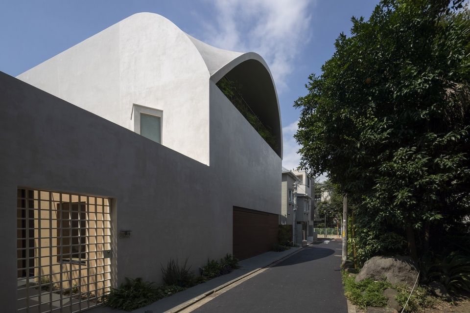 sky cave by ikawaya architects