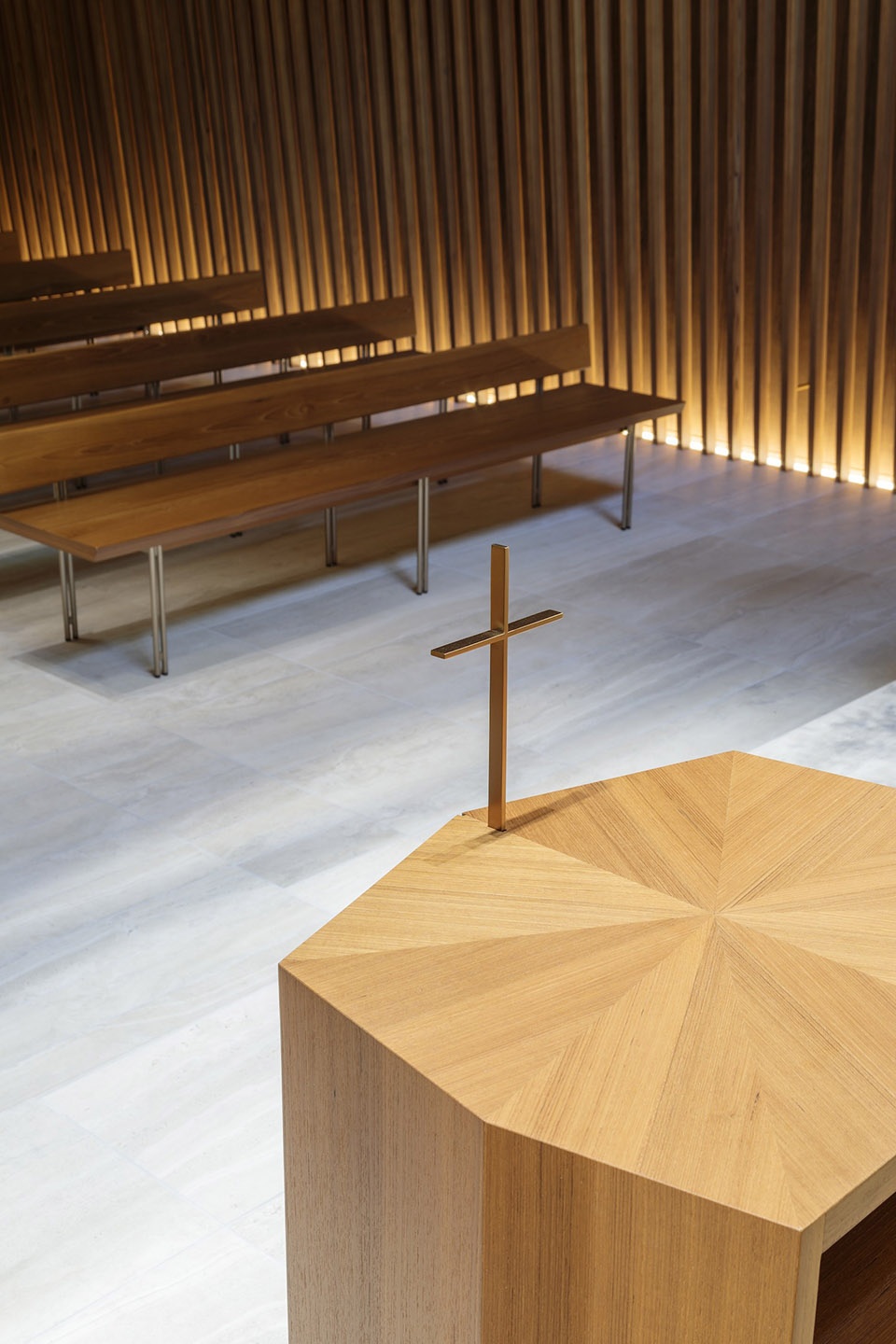 gooood archive altars in modern churches