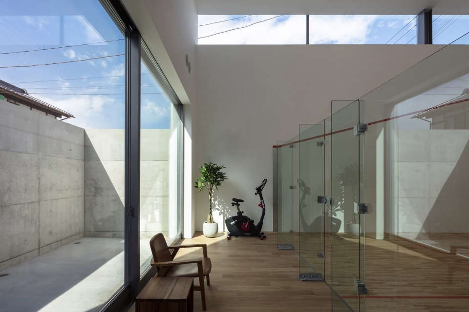 house in tsukuba by aisaka architects atelier