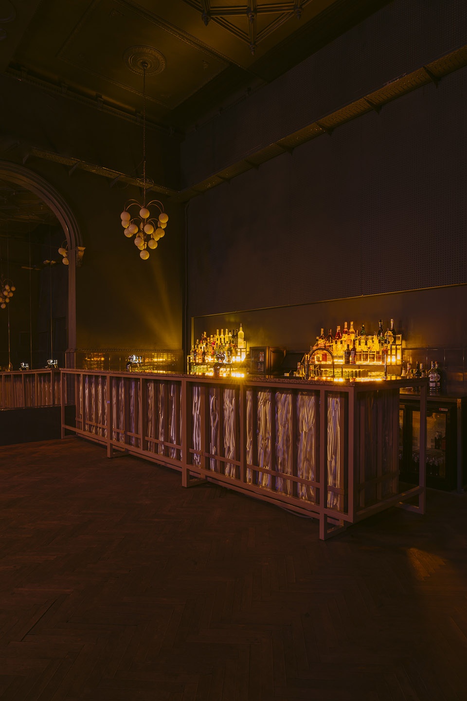Proznosc Klub by Adam Wiercinski Architekt