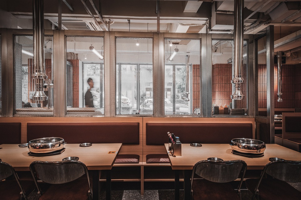 Chongqing barbecue company Kumakumi Architectural Design Consultants