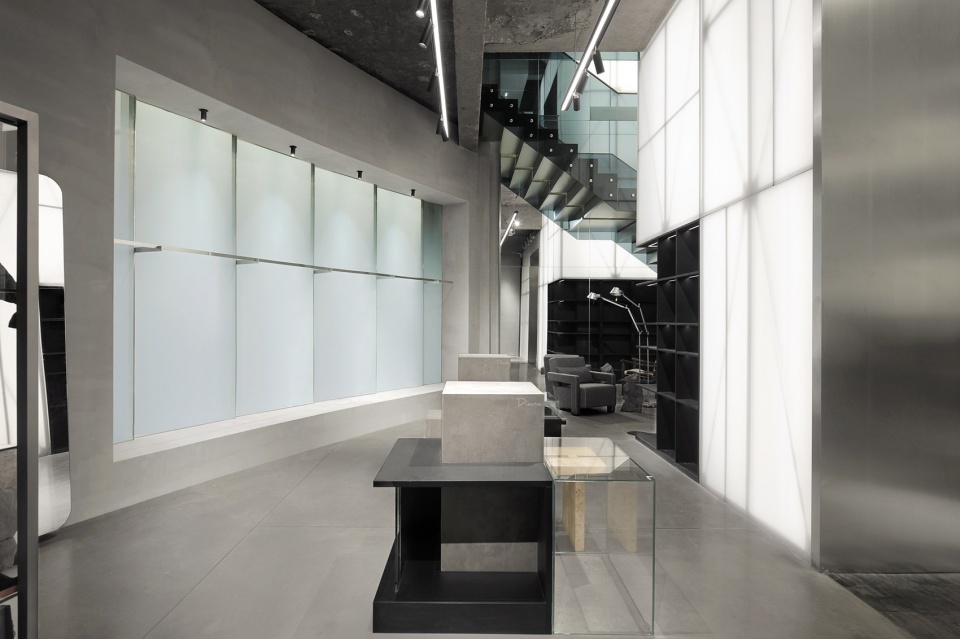 Diana Select Store Much Studio ZZH SPACE