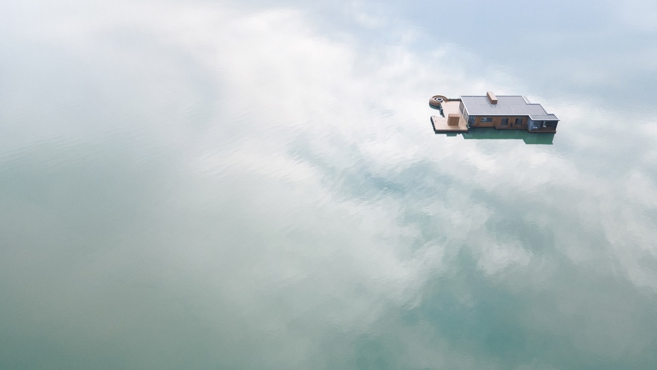 hi sea floating hotel china by balance design