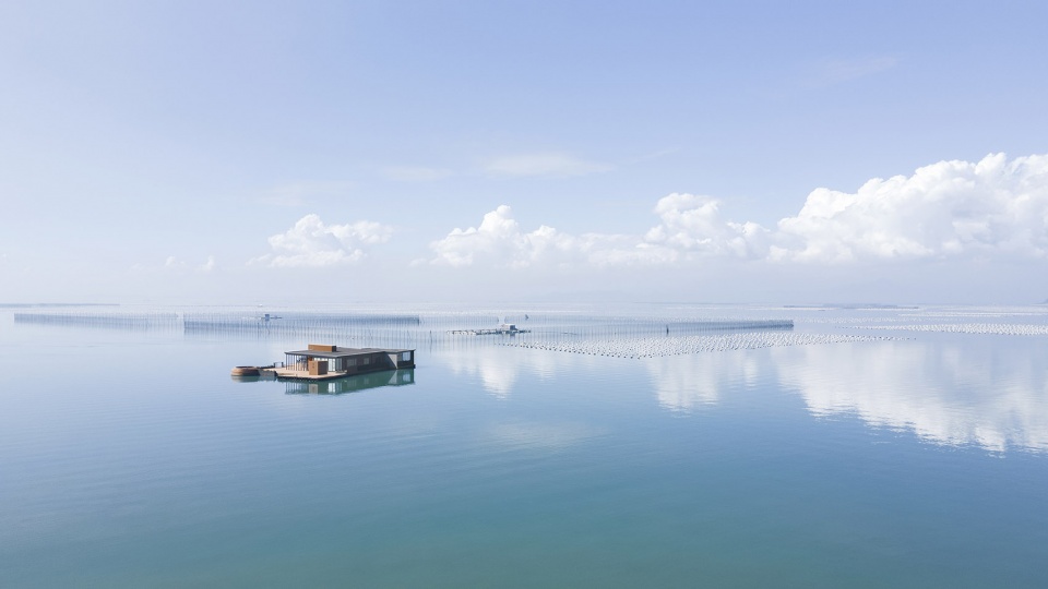 hi sea floating hotel china by balance design