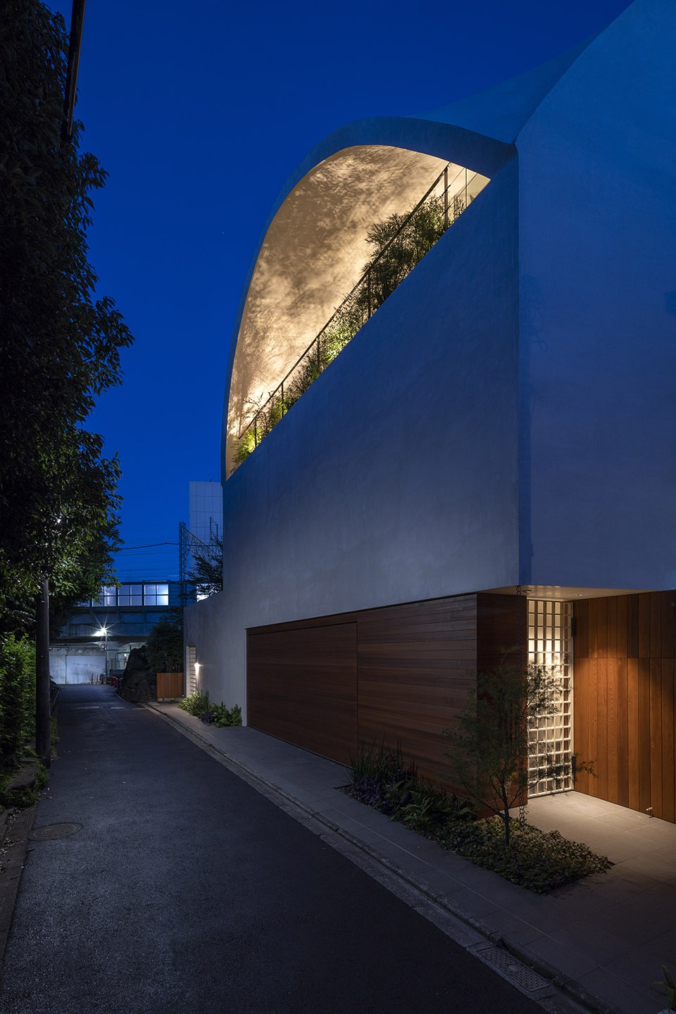 sky cave by ikawaya architects