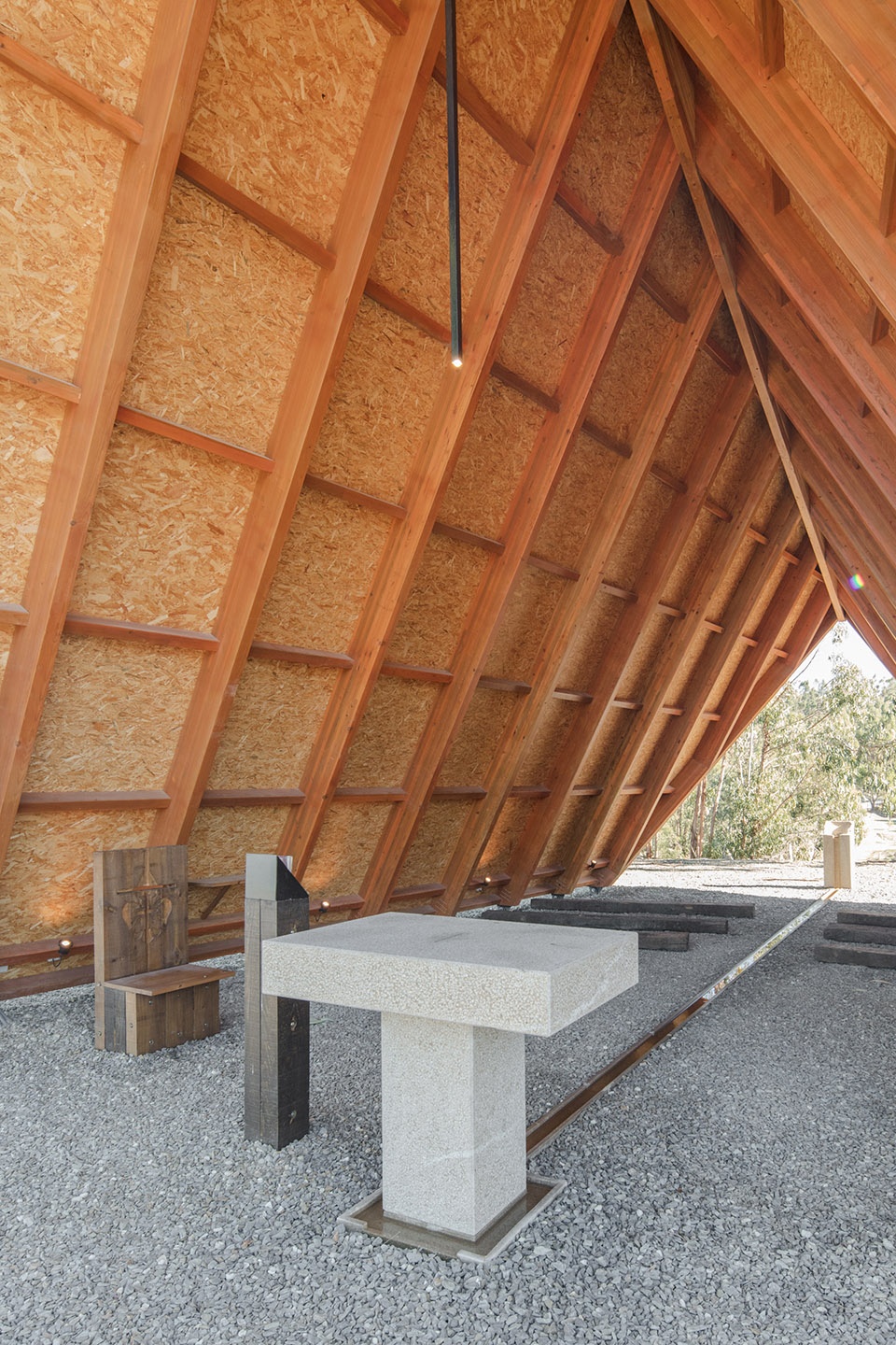 gooood archive altars in modern churches