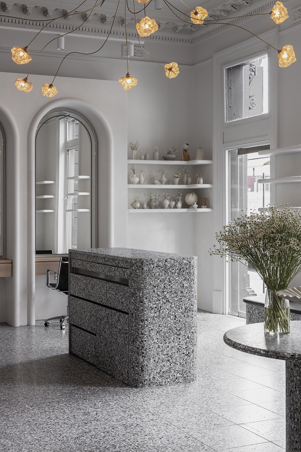 Joey Scandizzo Salon by Kennon Studio