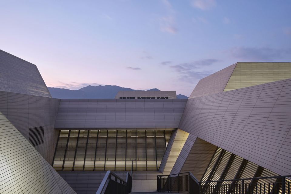 Huangyan Intelligent Moulding Community Center TJAD