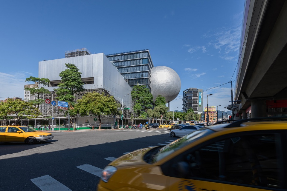 Taipei Performing Arts Center OMA