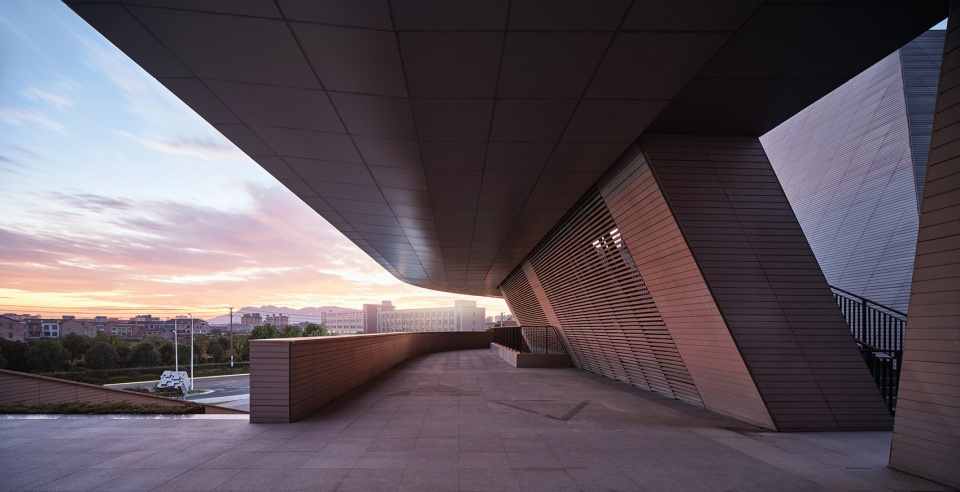 Huangyan Intelligent Moulding Community Center TJAD
