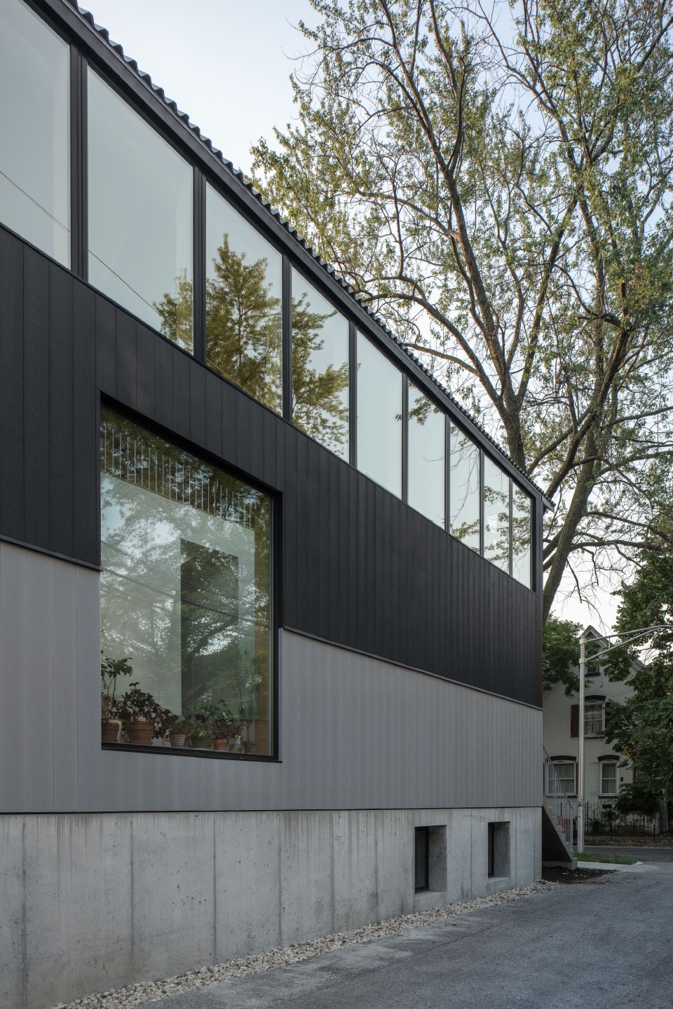 ardmore house by kwong von glinow