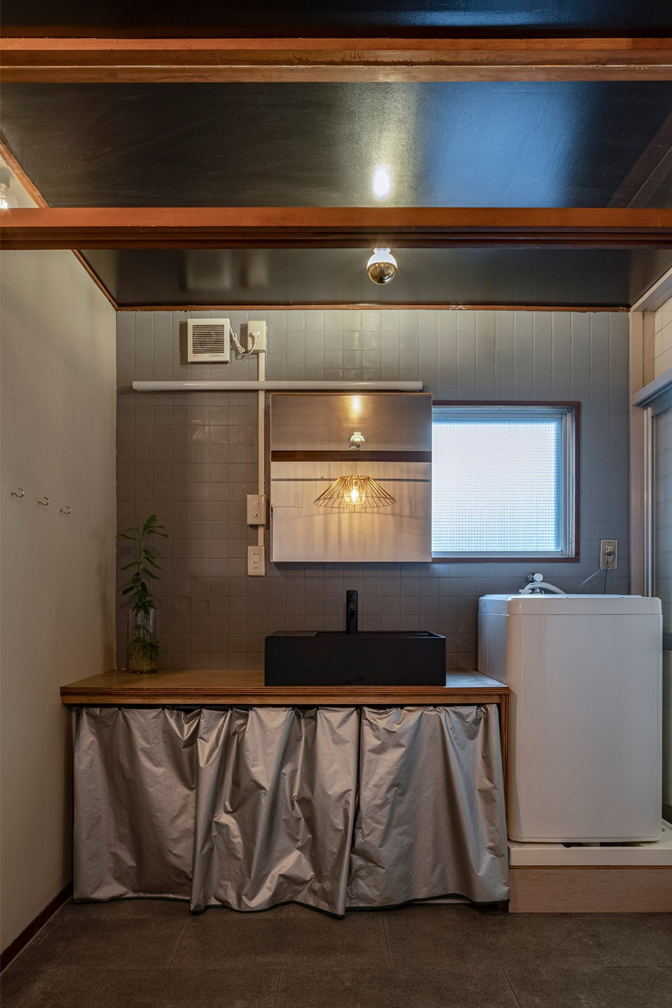 house of higashiyama by nanometer architecture