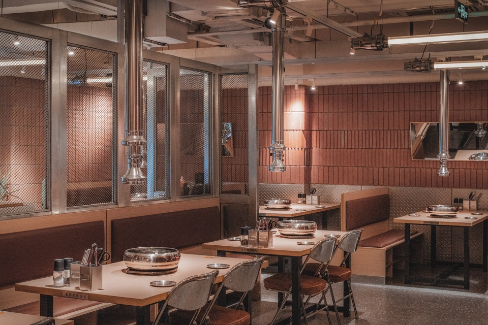 Chongqing barbecue company Kumakumi Architectural Design Consultants