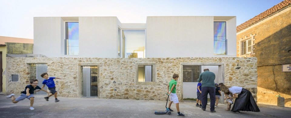mafra house by joao tiago aguiar