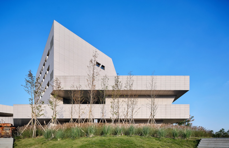 Huangyan Intelligent Moulding Community Center TJAD