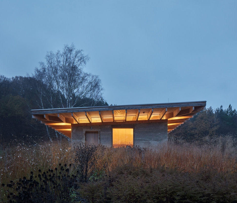 house lo czech republic by atelier lina bellovicova