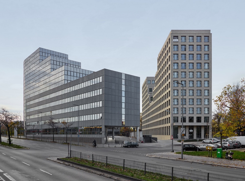hotel and office building werdauer weg berlin by max dudler