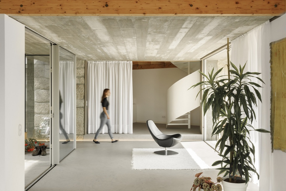 CASA RIO PAULO MERLINI architects