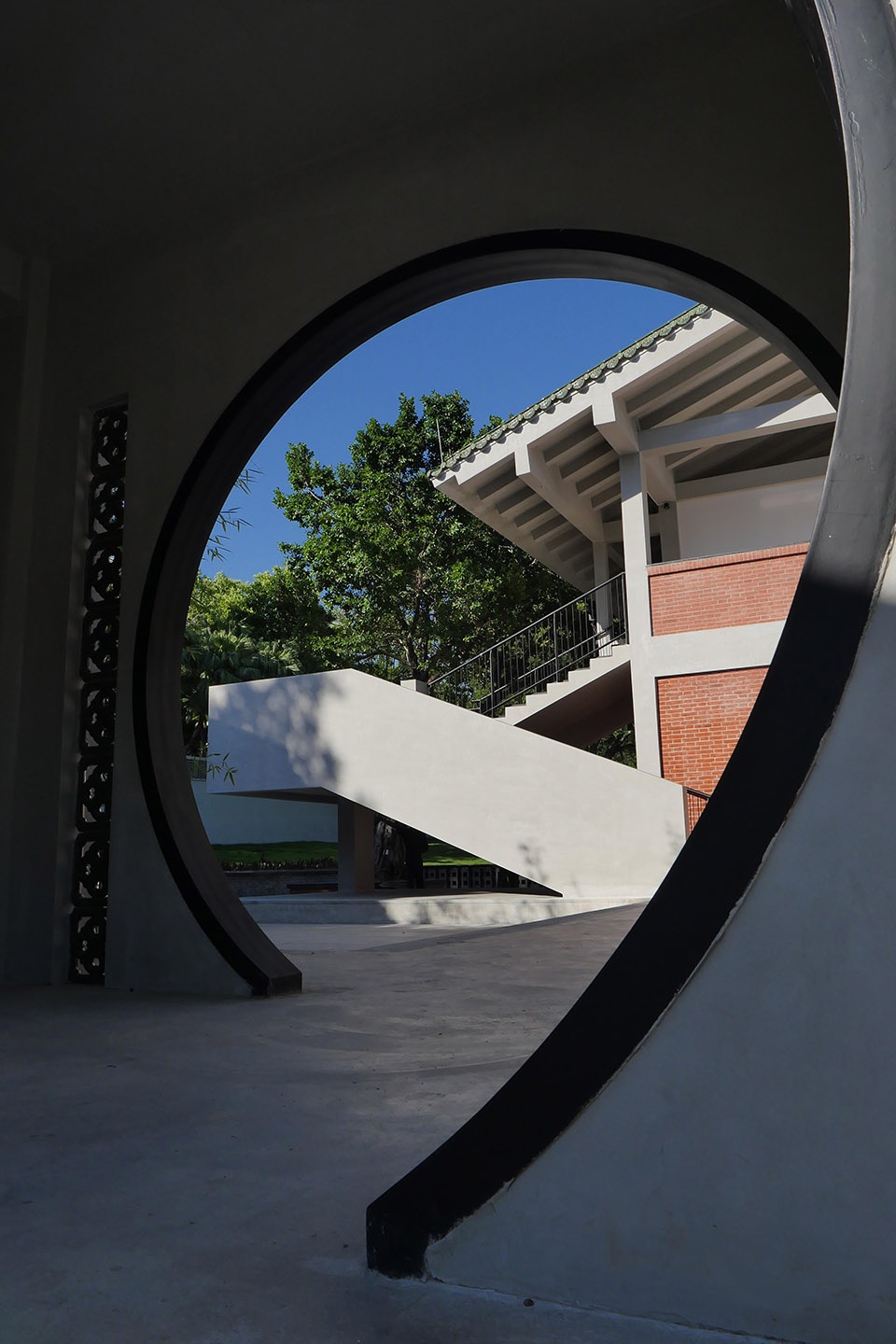 Green Tile HouseJiangmen Neo Lingnan Landscape Architecture Institute
