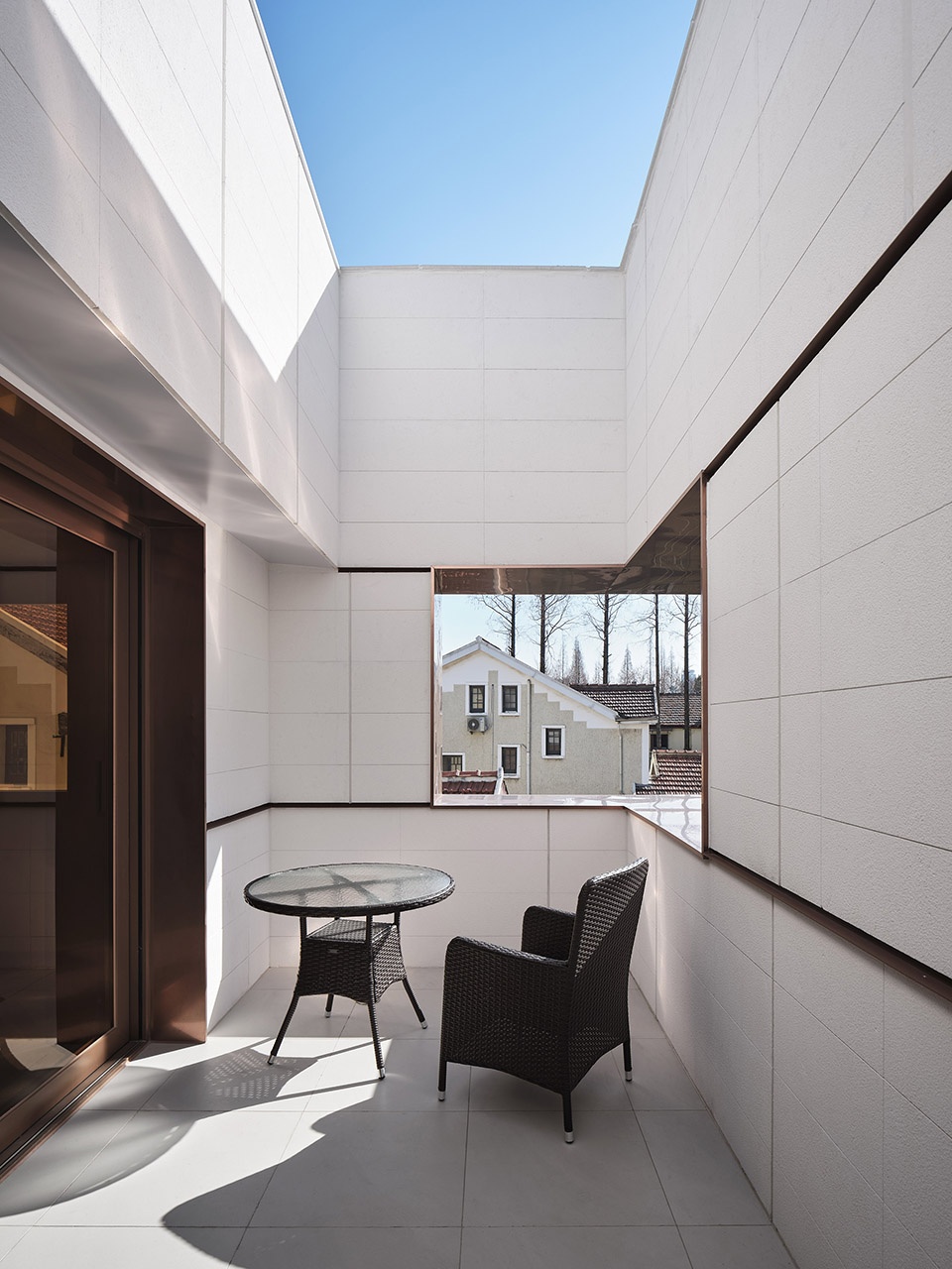 Office villa renovation in FFC Shanghai HCCH Studio
