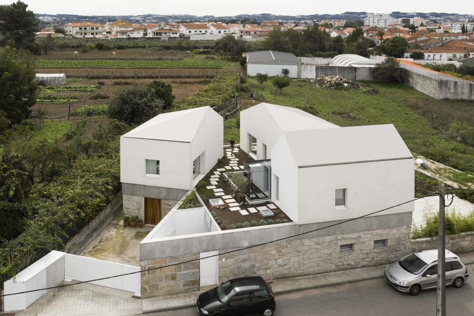 CASA RIO PAULO MERLINI architects