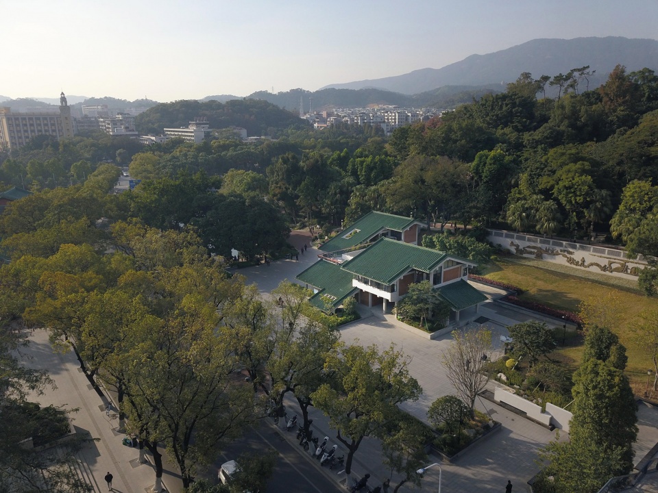 Green Tile HouseJiangmen Neo Lingnan Landscape Architecture Institute