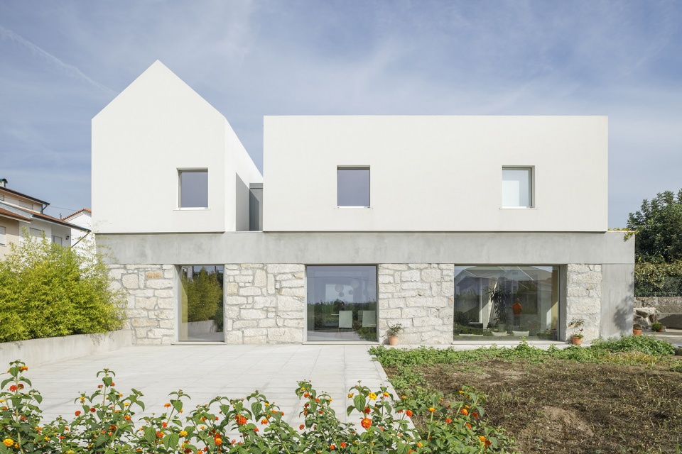 CASA RIO PAULO MERLINI architects