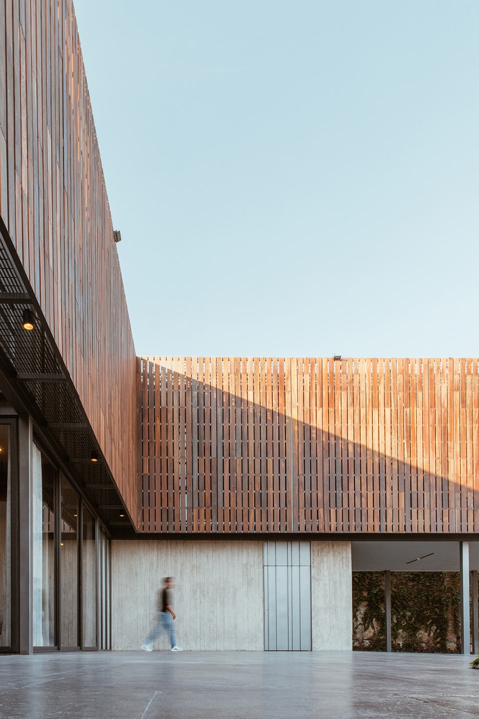 l house guanajuato by tactic a