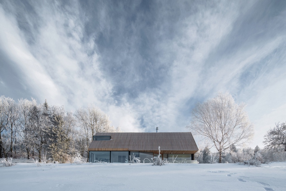 house in krkonose by franek architects