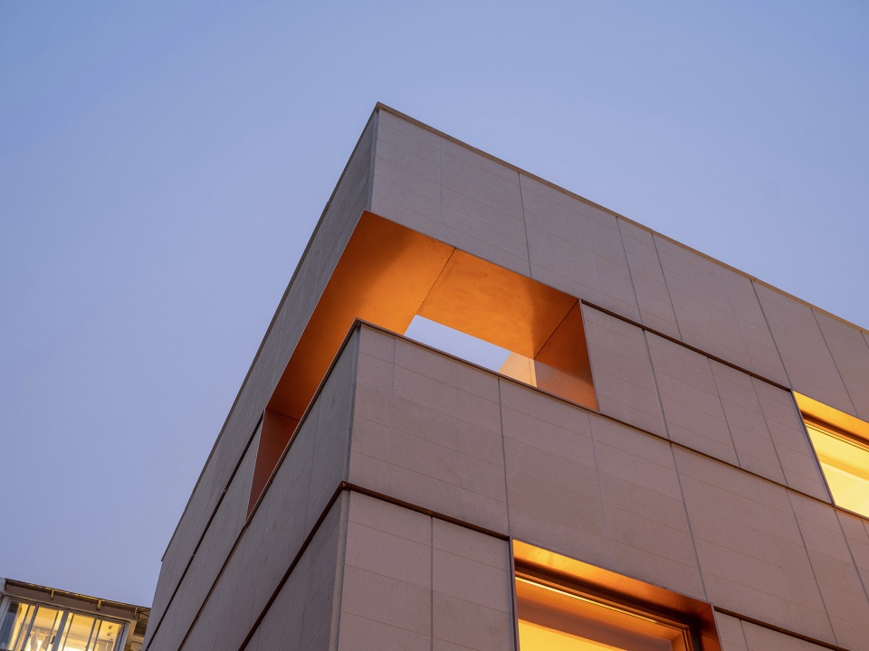 Office villa renovation in FFC Shanghai HCCH Studio