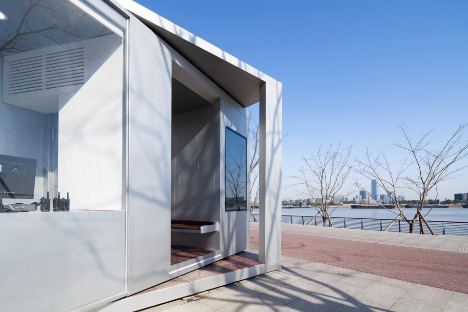 rotatable security kiosk china by nan architects