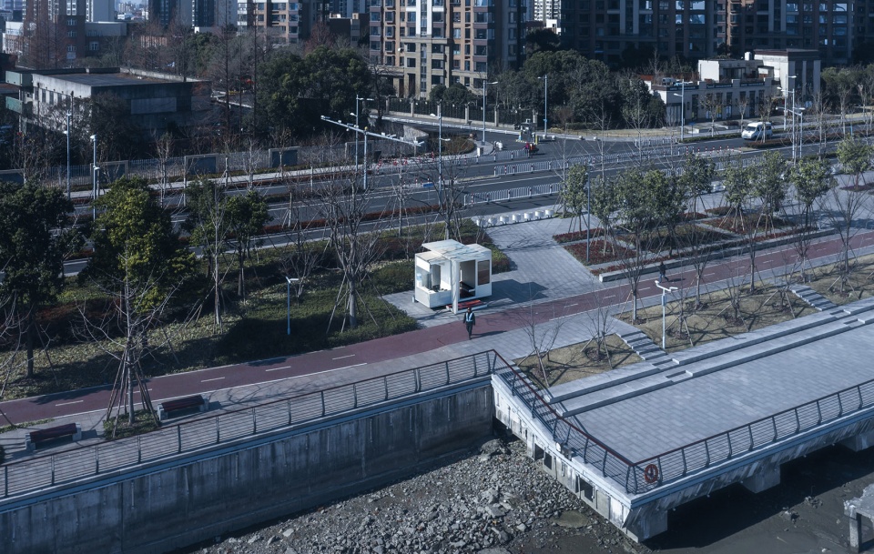 rotatable security kiosk china by nan architects