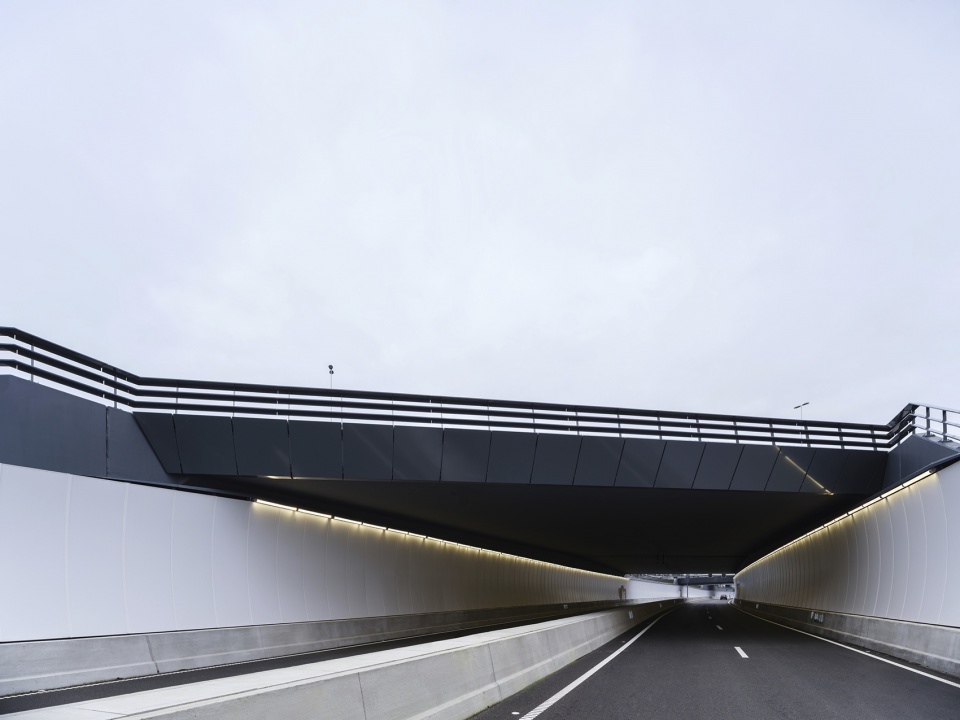 rotterdamsebaan facilities by benthem crouwel architects paul de ruiter architects