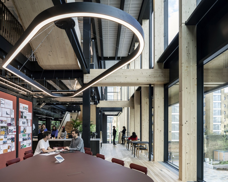 GENSLER LONDON OFFICE by GENSLER