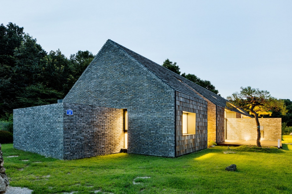 DIASPORA by L EAU design