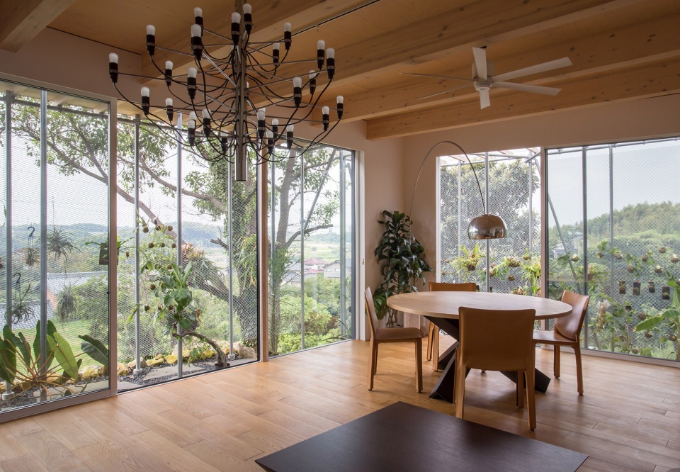 house os by 1 1 architects