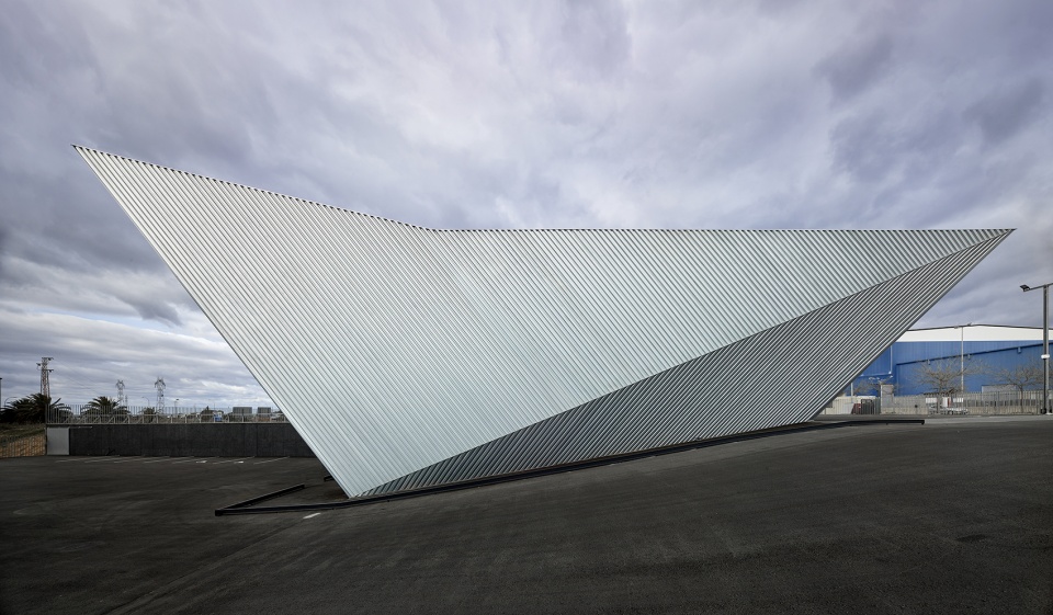 cania industrial complex by eovastudio