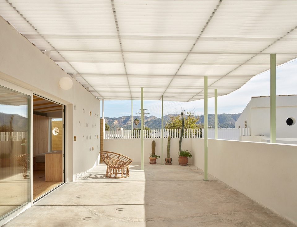 Las cuadras by Estudio ji Arquitectos