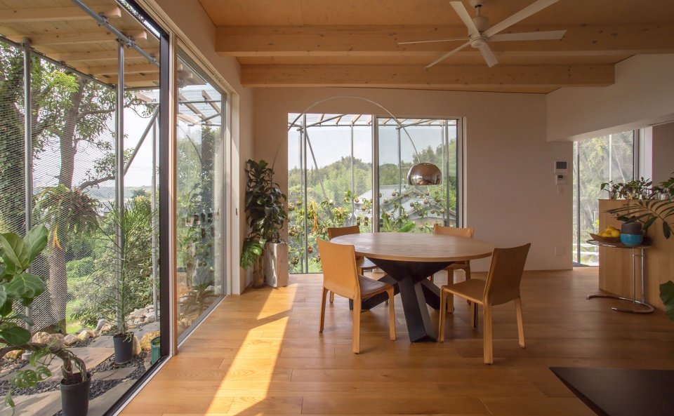 house os by 1 1 architects
