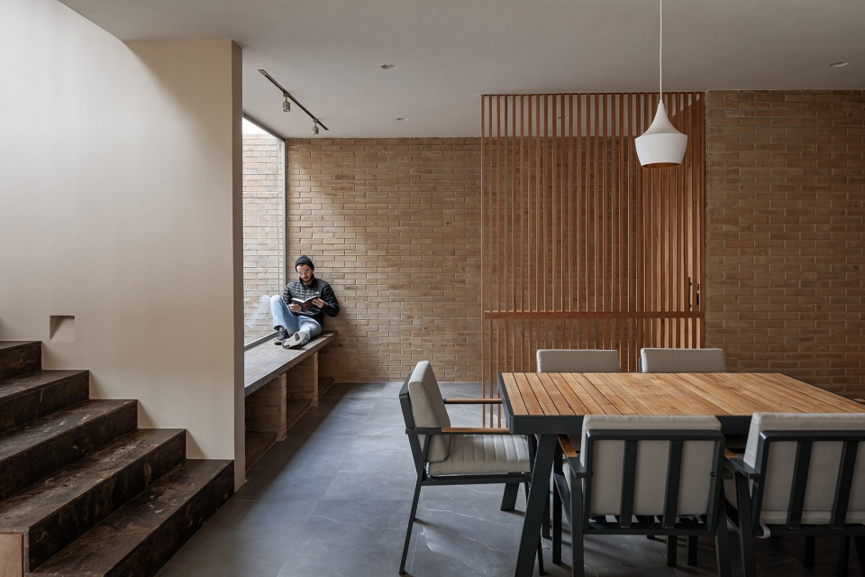 Casa Yavia by Intersticial Arquitectura