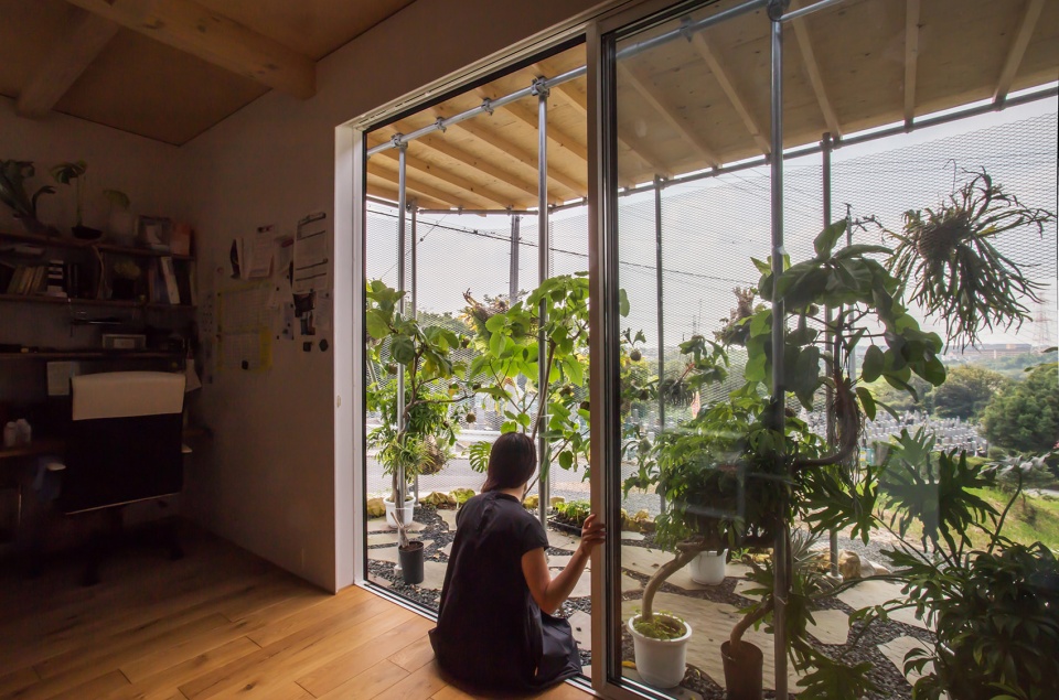 house os by 1 1 architects