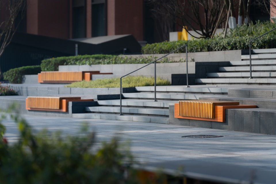 landscape of chongqing zhongrui industrial park by wtd