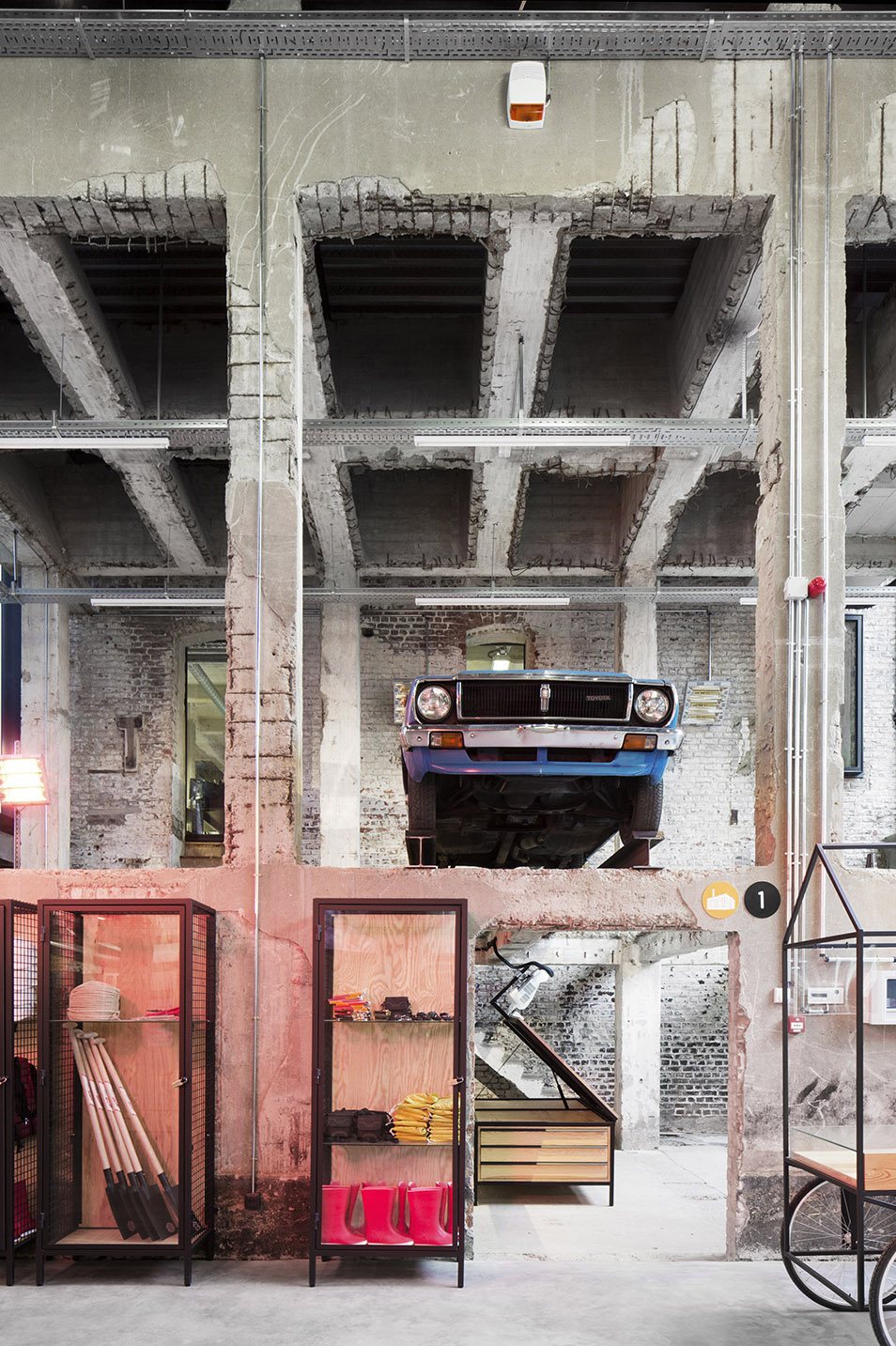 COOP by BOGDAN VAN BROECK 1