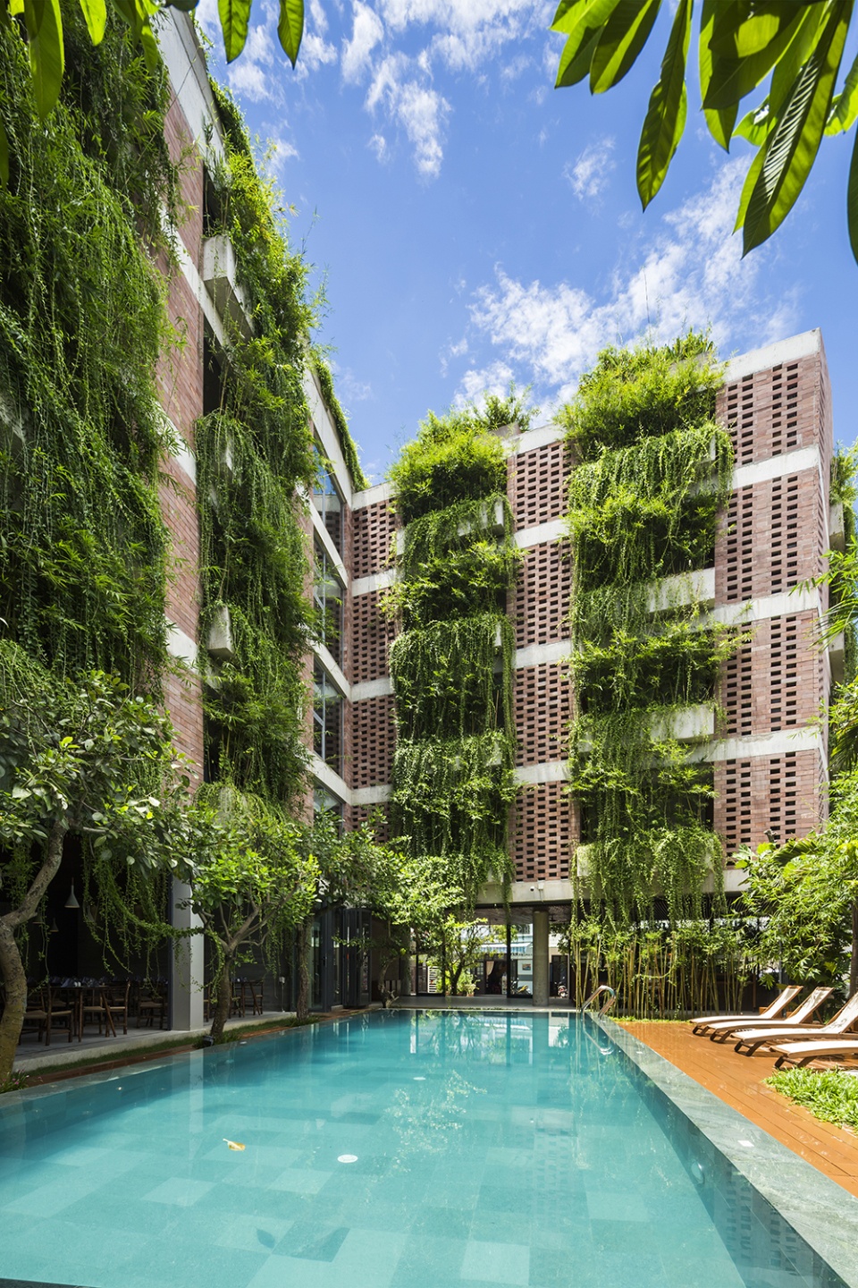 atlas hotel hoian by vtn architects