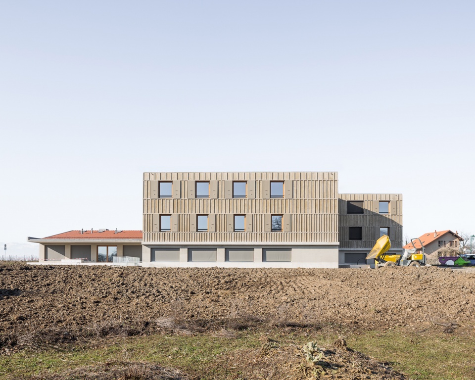 foyer astural chevrens education center by lacroix chessex