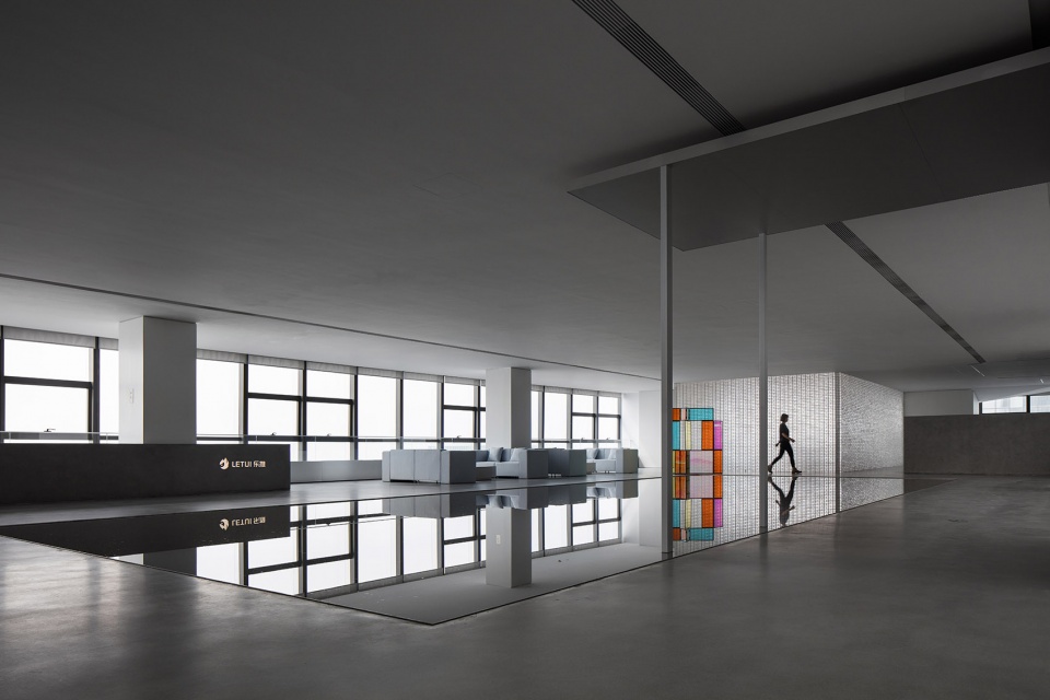 LeTui office space China by Benmo Benni Space Design Co Ltd