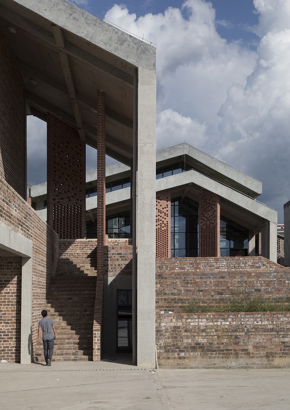 Nomadic space Wantouqiao township center China by WCY Regional Studio