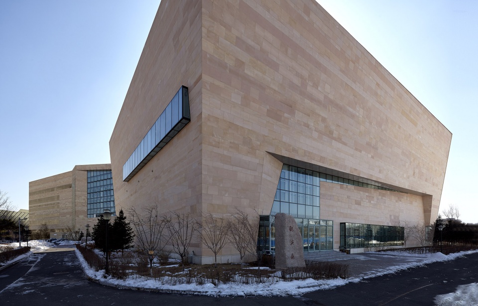 changchun public art museum china by gu zhihong studio aatu
