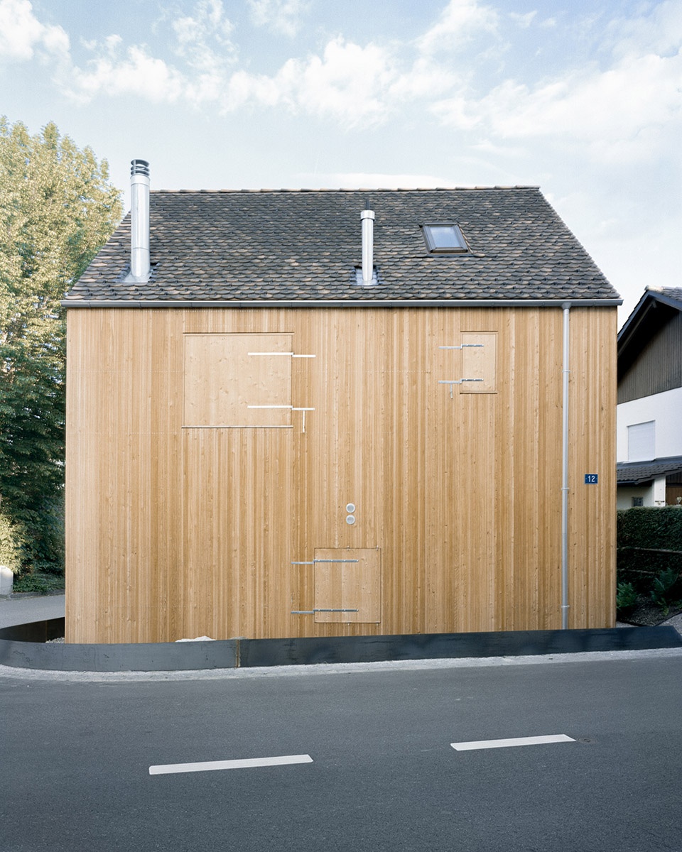 kleines haus by lukas lenherr architektur