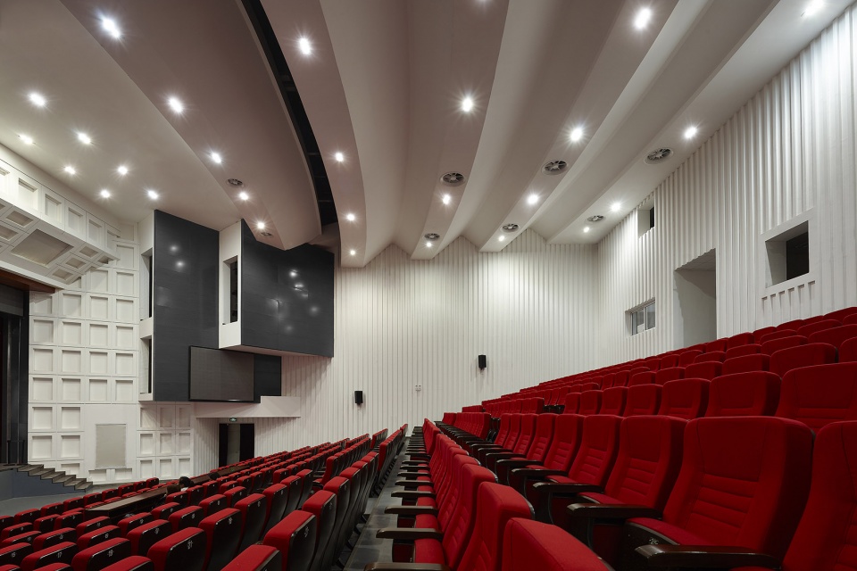 changchun public art museum china by gu zhihong studio aatu